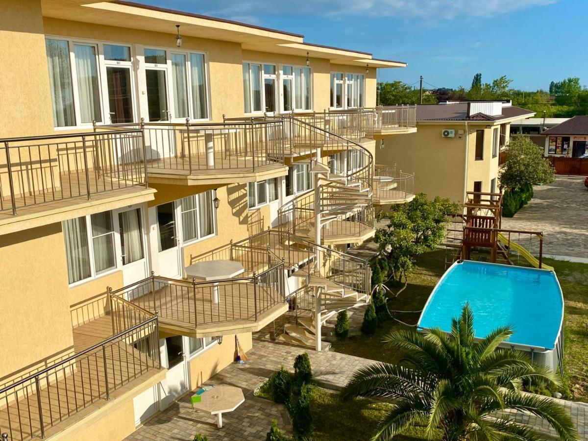 Mini Hotel Diva Alakhadzi Екстер'єр фото